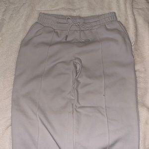 Women A new day pants